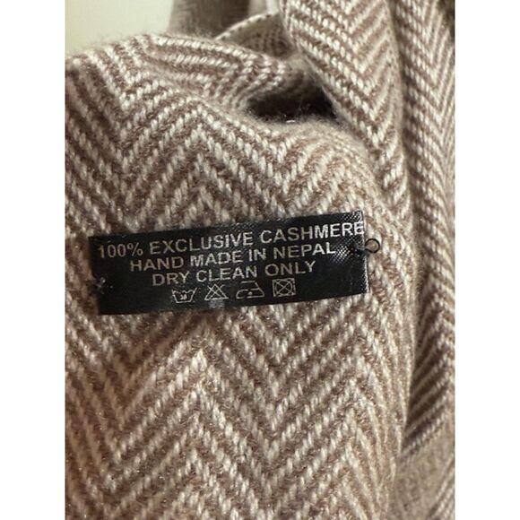 100% Cashmere Herringbone Scarf Brown Cream 78x25 Old Money Cabincore - Picture 5 of 6